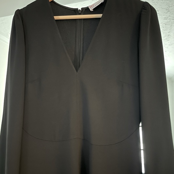 Valentino Red black, longsleeved crepe v-neck full-length dress - Picture 2 of 9